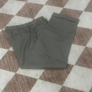 Dockers Men's Dress Pants in Gray